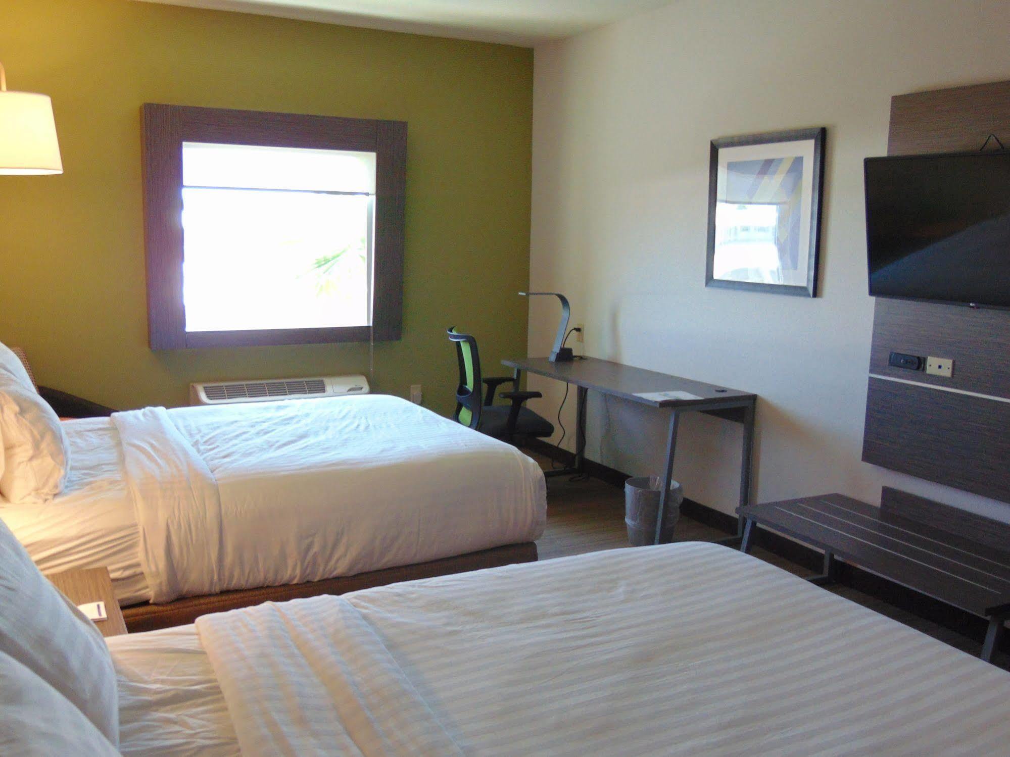Holiday Inn Express & Suites Boynton Beach West By Ihg Exterior foto